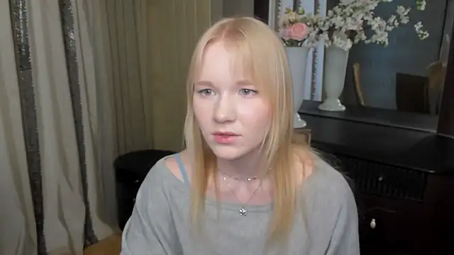 Snapshot of KoriMurden chatting on May 2, 2026, 7:35 am KoriMurden online show from May 2, 2026, 7:35 am