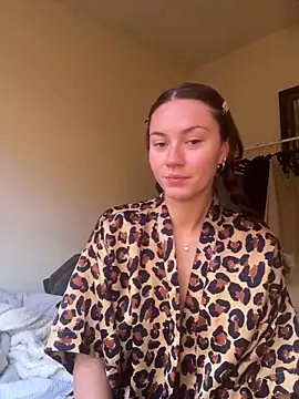 Snapshot of daisycollins chatting on May 9, 2026, 3:45 am daisycollins online show from May 9, 2026, 3:45 am