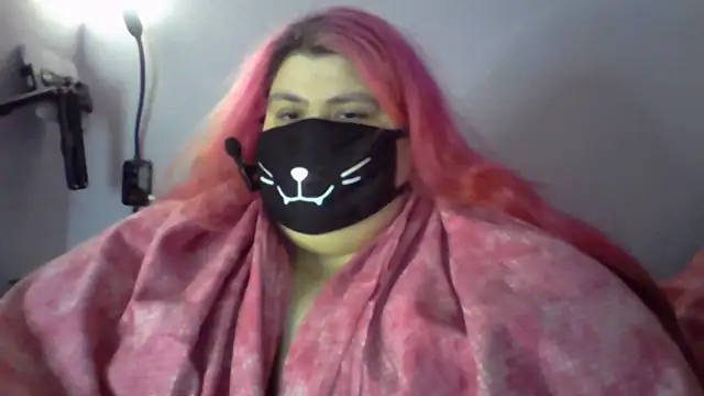 Snapshot of Lady_KitsuneBIG chatting on May 11, 2026, 5:54 pm Lady KitsuneBIG online show from May 11, 2026, 5:54 pm