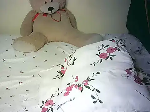 lovvelyheers online show from July 7, 2026, 3:27 pm