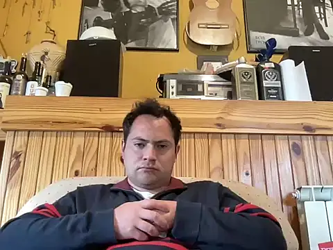 alecsgzz online show from May 10, 2026, 8:36 pm