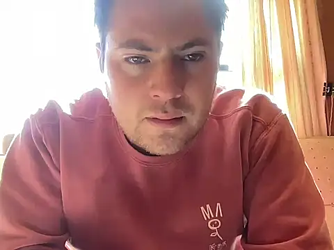 alecsgzz online show from May 19, 2026, 5:52 pm