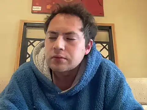 Snapshot of alecsgzz chatting on July 9, 2026, 4:11 pm alecsgzz online show from July 9, 2026, 4:11 pm