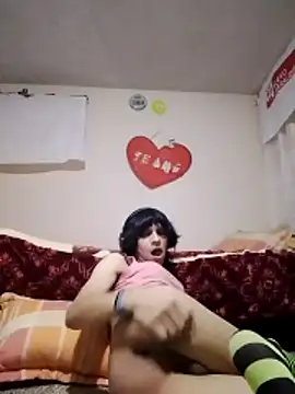Liil bunny online show from May 28, 2026, 3:59 am