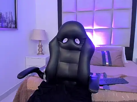 Snapshot of SussyFoxxx chatting on May 10, 2026, 2:33 pm SussyFoxxx online show from May 10, 2026, 2:33 pm