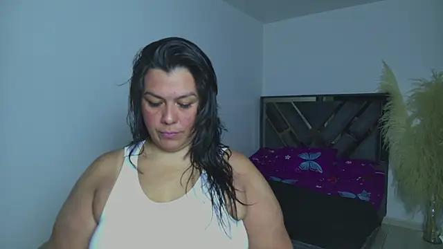Snapshot of Martina_Foxy01 chatting on May 15, 2026, 11:28 am Martina Foxy01 online show from May 15, 2026, 11:28 am