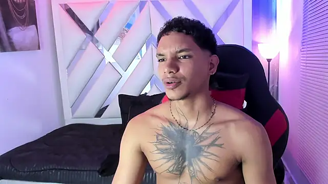 kai storm77 online show from May 20, 2026, 3:34 am