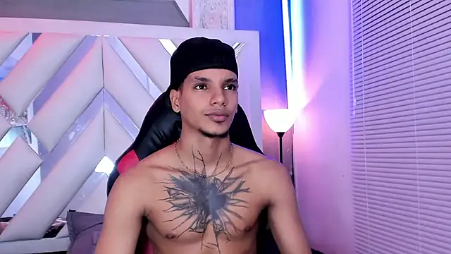 kai storm77 online show from July 15, 2026, 3:01 am