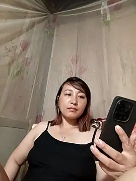 ABCKUTE20 online show from May 7, 2026, 5:02 am