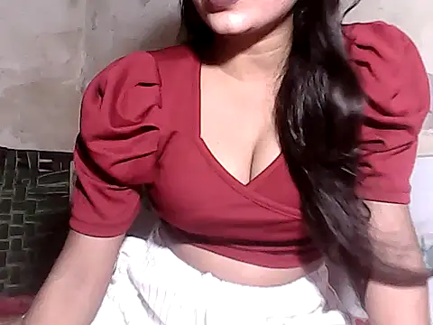 Lovely Pandey online show from May 11, 2026, 5:21 pm