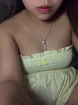 Snapshot of Cham-py chatting on July 4, 2026, 1:23 am Cham-py online show from July 4, 2026, 1:23 am