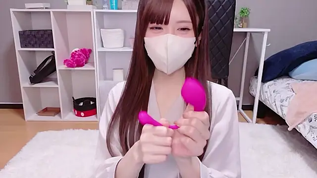 Snapshot of hina_mochi chatting on June 1, 2026, 2:19 pm hina mochi online show from June 1, 2026, 2:19 pm