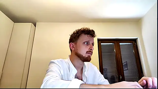 Red dragon94 online show from May 12, 2026, 10:34 am