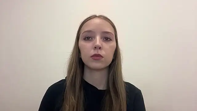 Snapshot of QueenBalensiefen chatting on May 28, 2026, 7:22 pm QueenBalensiefen online show from May 28, 2026, 7:22 pm