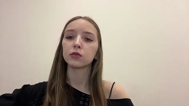 Snapshot of QueenBalensiefen chatting on May 29, 2026, 5:11 pm QueenBalensiefen online show from May 29, 2026, 5:11 pm