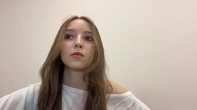 Snapshot of QueenBalensiefen chatting on May 31, 2026, 5:31 pm QueenBalensiefen online show from May 31, 2026, 5:31 pm