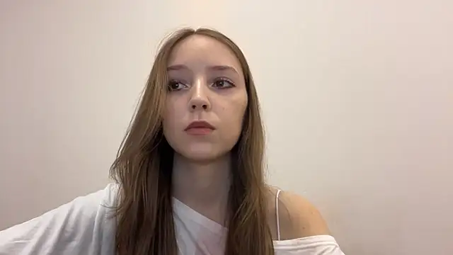 Snapshot of QueenBalensiefen chatting on May 31, 2026, 6:09 pm QueenBalensiefen online show from May 31, 2026, 6:09 pm