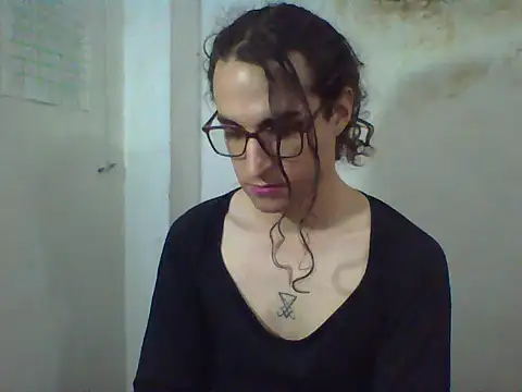 LaCuerva online show from May 16, 2026, 7:56 pm