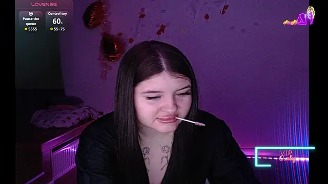 Blackangels online show from May 16, 2026, 9:13 pm