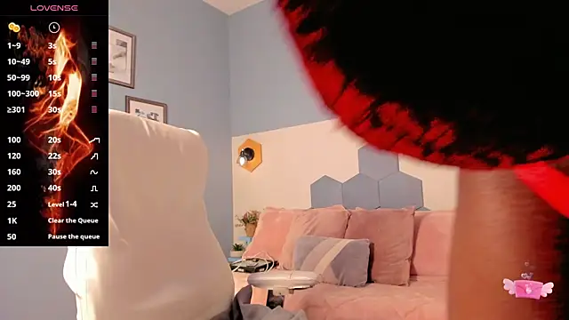 Scarlet Big boobs online show from May 11, 2026, 12:33 pm