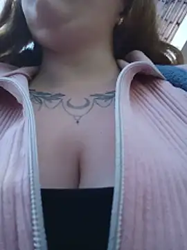 Isabella  Risky online show from May 21, 2026, 11:12 pm