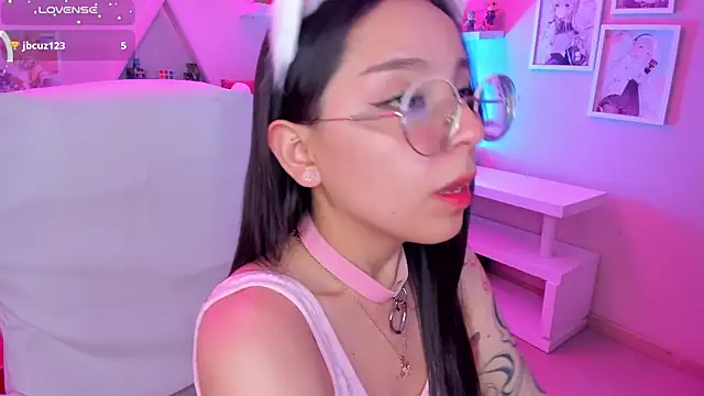 kitty patitas suavesss online show from July 12, 2026, 1:29 am