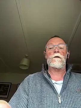 Moonraker64 online show from May 7, 2026, 7:25 am