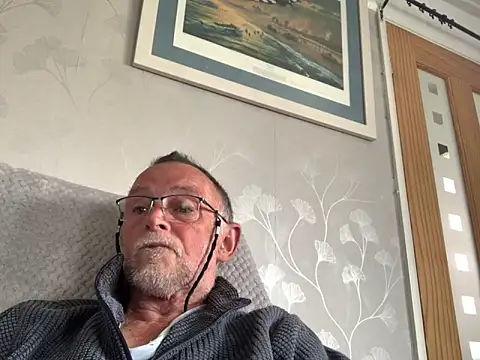Moonraker64 online show from May 17, 2026, 2:24 pm