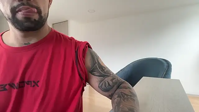 exclusivecouple69 online show from May 25, 2026, 7:09 pm