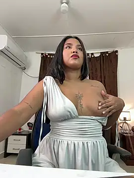 Just lilah online show from May 21, 2026, 10:17 pm
