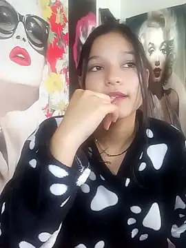 AbbyAmber  online show from May 6, 2026, 12:32 pm