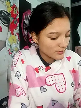 AbbyAmber  online show from May 9, 2026, 1:16 pm