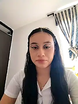 L0lita Emi12 online show from July 14, 2026, 3:29 pm