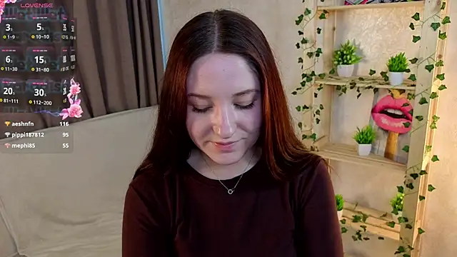 RudyLienna online show from May 27, 2026, 4:31 am