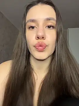 Snapshot of Selena_Mur_ chatting on May 27, 2026, 2:58 pm Selena Mur online show from May 27, 2026, 2:58 pm