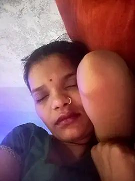 Student garl 1 online show from May 18, 2026, 11:54 pm