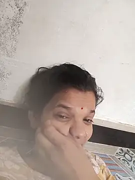 Student garl 1 online show from May 24, 2026, 3:33 am