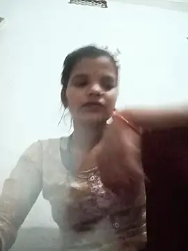 Student garl 1 online show from May 25, 2026, 8:04 pm