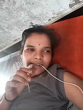Student garl 1 online show from May 26, 2026, 11:06 am