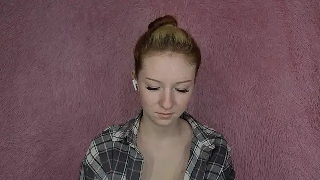 Snapshot of VexyBelle chatting on May 21, 2026, 7:10 pm VexyBelle online show from May 21, 2026, 7:10 pm