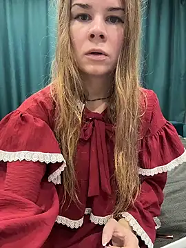 Snapshot of MaryMathews_ chatting on June 19, 2026, 2:21 pm MaryMathews online show from June 19, 2026, 2:21 pm