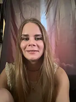 Snapshot of MaryMathews_ chatting on June 26, 2026, 1:10 am MaryMathews online show from June 26, 2026, 1:10 am