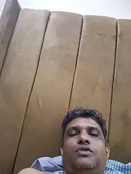 Snapshot of santhoshkannadaboy chatting on May 15, 2026, 11:23 pm santhoshkannadaboy online show from May 15, 2026, 11:23 pm