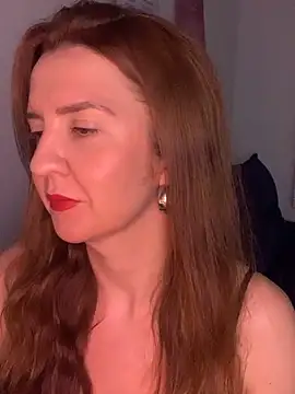 Snapshot of therealgingerr chatting on May 11, 2026, 4:18 am therealgingerr online show from May 11, 2026, 4:18 am