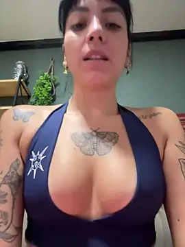 Snapshot of MartinadeCaxias chatting on May 30, 2026, 5:21 pm MartinadeCaxias online show from May 30, 2026, 5:21 pm