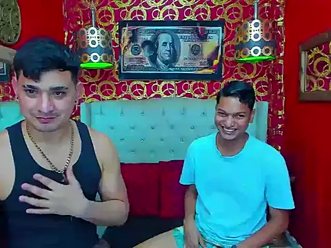 COUPLEFRIENDBAREBACK online show from May 30, 2026, 7:55 pm