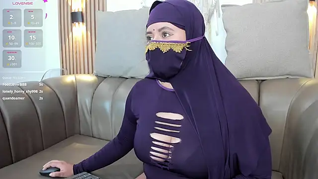 yasmin dina online show from May 31, 2026, 6:09 pm