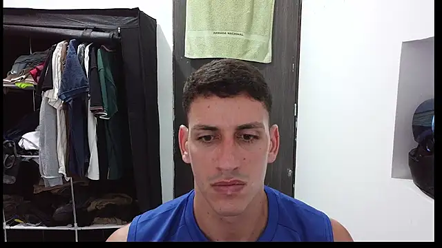 Snapshot of RaulRico chatting on May 9, 2026, 8:47 pm RaulRico online show from May 9, 2026, 8:47 pm