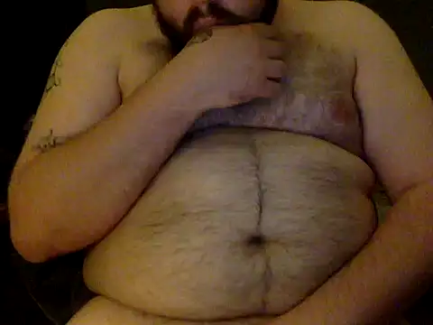Snapshot of dirtyspitbearwhrrr chatting on May 31, 2026, 10:44 pm dirtyspitbearwhrrr online show from May 31, 2026, 10:44 pm