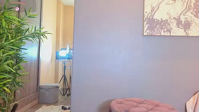 Snapshot of Karlie_moore_ chatting on May 22, 2026, 1:17 pm Karlie moore online show from May 22, 2026, 1:17 pm